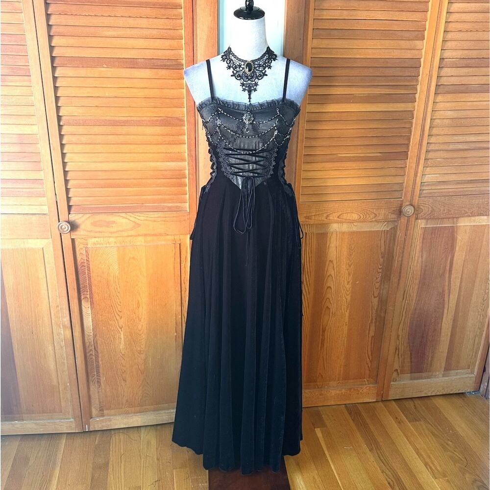Devil Fashion Gothic Victorian Vampire In the Cover of the Night Black Dress - Picture 10 of 17
